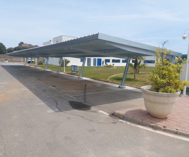 parking solar en el Club Náutico de Oropesa